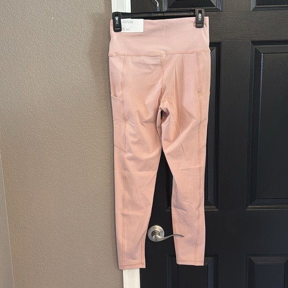 Pink High-Waisted Leggings - Picture 3 of 4